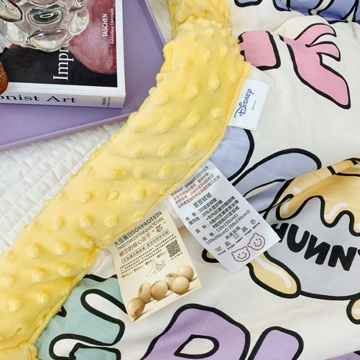 91家纺网 家纺一手货源 找家纺 星期八 2022新款迪士尼豆豆被 小熊维尼