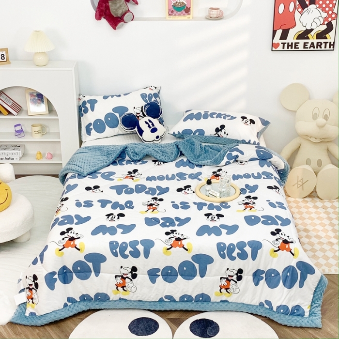 91家纺网 家纺一手货源 找家纺 星期八 2022新款迪士尼豆豆被 字母米奇