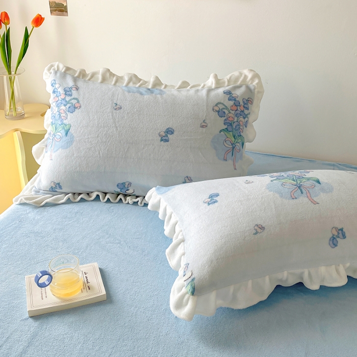 91家纺网 家纺一手货源 找家纺 呗旺鹿2022ykk拉链荷叶边印花牛奶绒四件套法莱绒春日铃兰