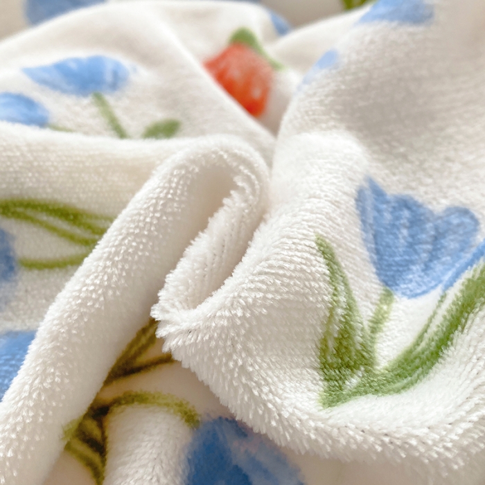 91家纺网 家纺一手货源 找家纺 呗旺鹿2022新ykk拉链荷叶边印花牛奶绒四件套法莱绒 偏爱