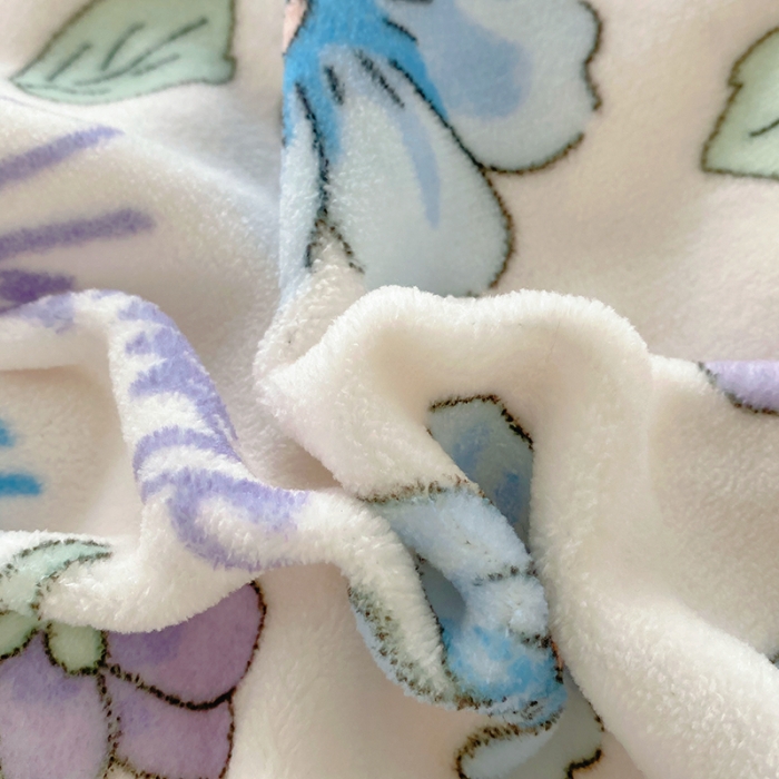 91家纺网 家纺一手货源 找家纺 呗旺鹿2022新ykk拉链荷叶边印花牛奶绒四件套法莱绒 糖宝