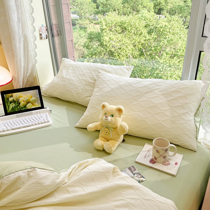 91家纺网 家纺一手货源 找家纺 琪格格纺织 2023新款纯棉泡泡纱水洗棉四件套 泡泡纱米白VS奶绿