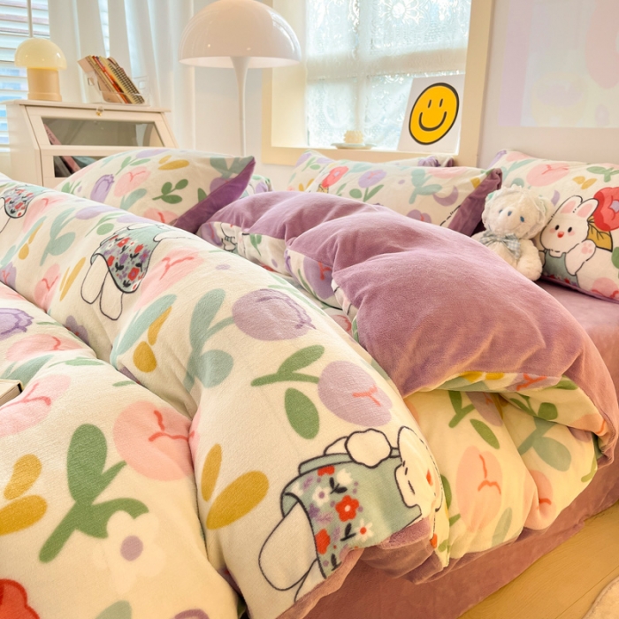 91家纺网 家纺一手货源 找家纺 金爱家 2023新款牛奶绒小清新四件套 快乐兔子