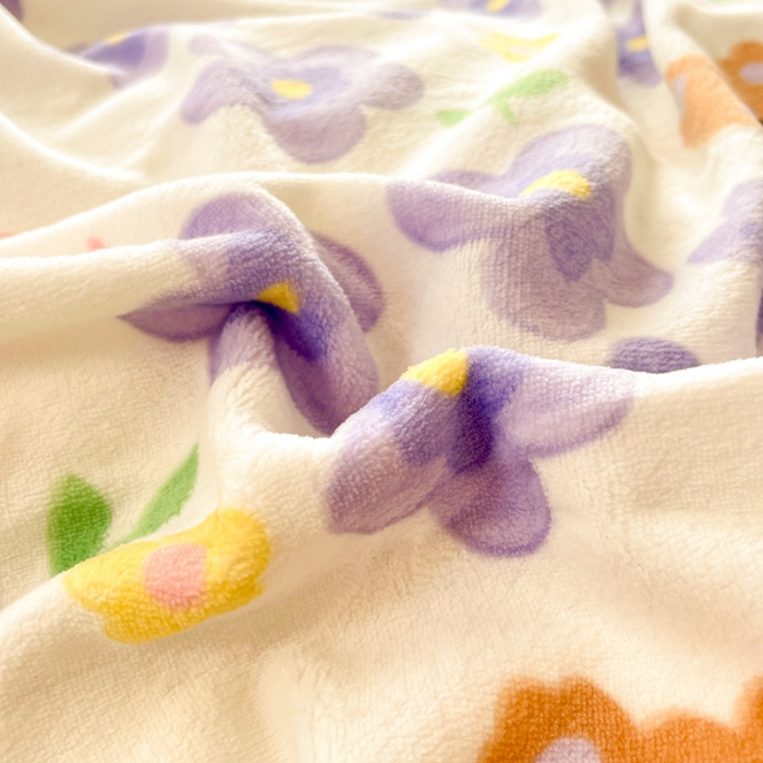 91家纺网 家纺一手货源 找家纺 金爱家 2023新款牛奶绒小清新四件套 樱花小熊-紫