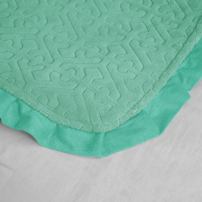 91家纺网 家纺一手货源 找家纺 晶缦 2022新款纯色小花边牛奶绒床盖三件套 暖馨-浅绿