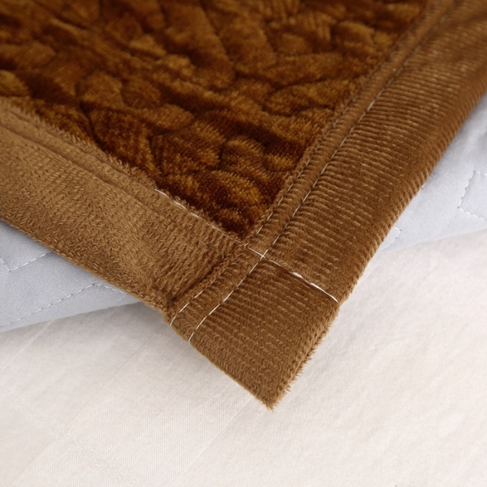 91家纺网 家纺一手货源 找家纺 晶缦 2022新款水波纹色织牛奶绒床盖三件套 涟漪-深咖