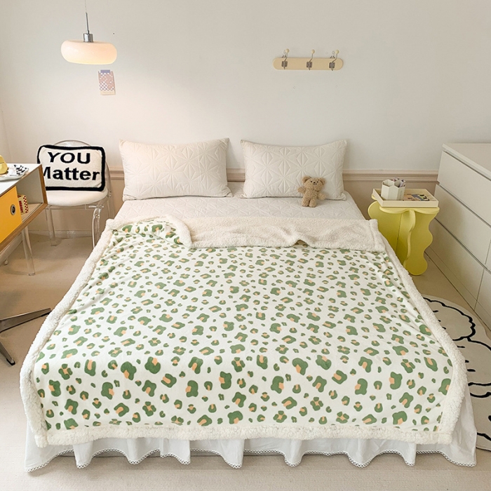 91家纺网 家纺一手货源 找家纺 澳萝拉 2022新款牛奶绒羊羔绒毛毯 俏皮豹纹