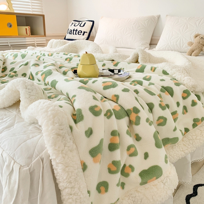 91家纺网 家纺一手货源 找家纺 澳萝拉 2022新款牛奶绒羊羔绒毛毯 俏皮豹纹