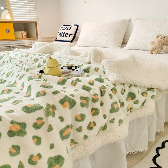 91家纺网 家纺一手货源 找家纺 澳萝拉 2022新款牛奶绒羊羔绒毛毯 俏皮豹纹