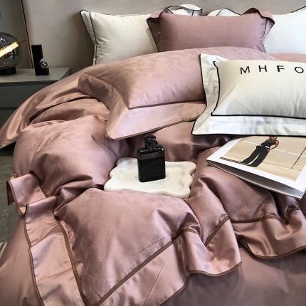 91家纺网 家纺一手货源 找家纺 黑白森林秋冬新品 100支贡缎提花四件套全棉纯棉