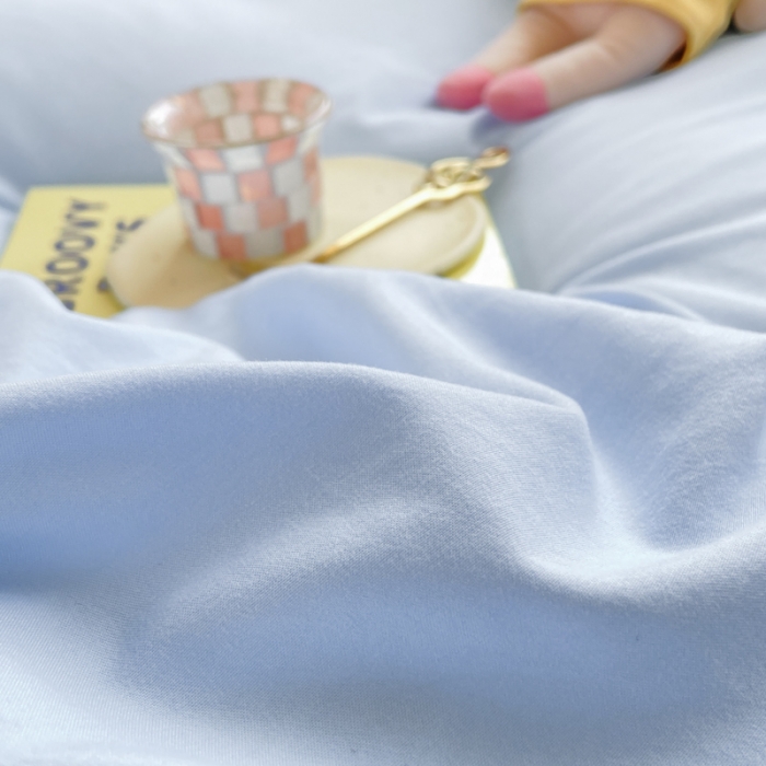 91家纺网 家纺一手货源 找家纺 易禾 2022新款水洗亲肤棉毛巾绣草莓兔四件套草莓兔-蓝