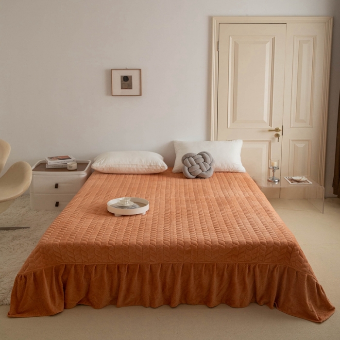 91家纺网 家纺一手货源 找家纺 舒梦琪 2024新款牛奶绒立体雕花床盖四件套 桔色