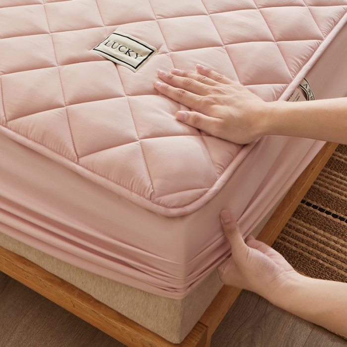 91家纺网 家纺一手货源 找家纺 总芬晴2023款A类母婴级抗菌防螨水洗棉夹棉床笠