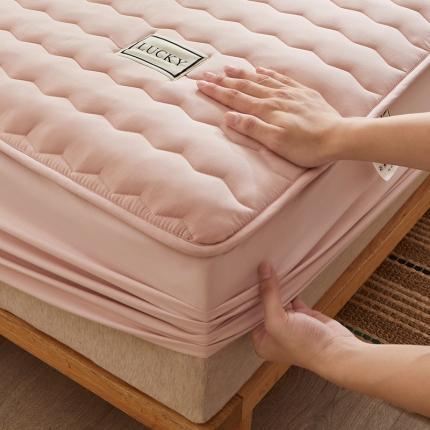 91家纺网 家纺一手货源 找家纺 芬晴 2023新A类全棉母婴级抗菌防螨夹棉床笠 波浪-豆沙粉