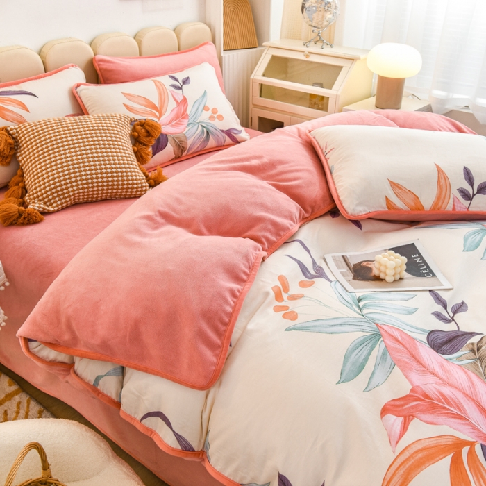 91家纺网 家纺一手货源 找家纺 琪琪阁家纺 2022新款全棉加牛奶绒系列四件套 红颜