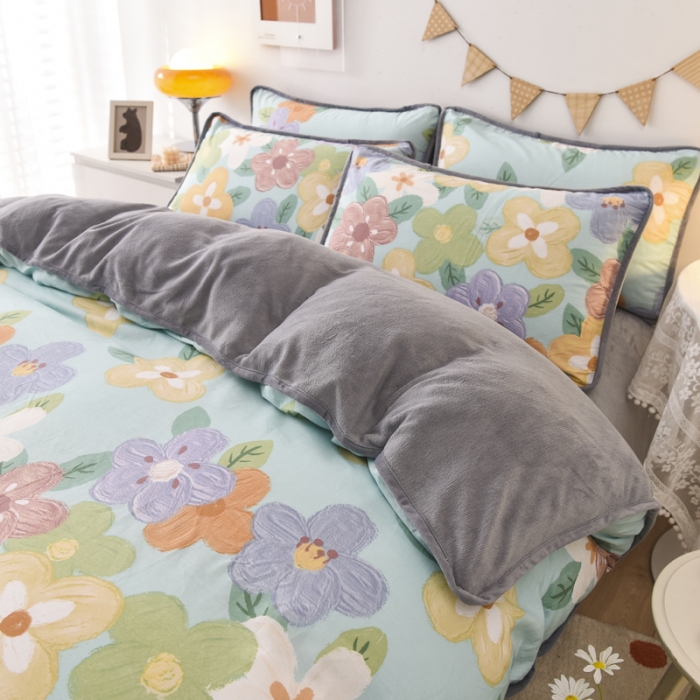 91家纺网 家纺一手货源 找家纺 琪琪阁家纺 2022新款全棉加牛奶绒系列四件套 花田梦