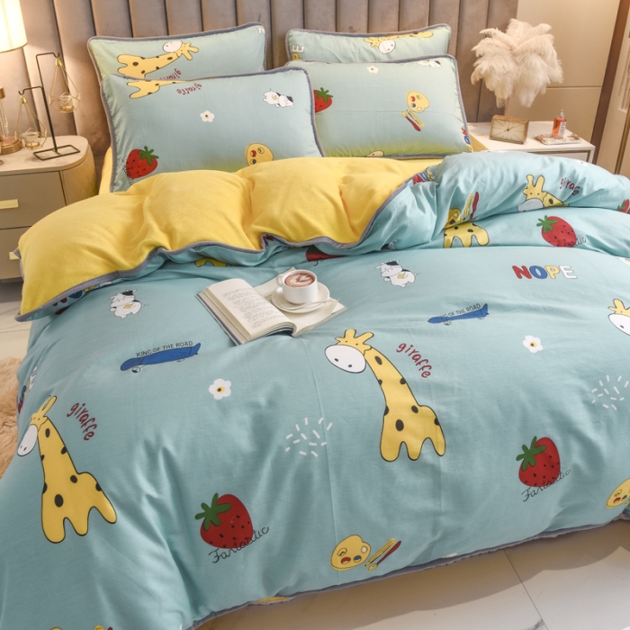 91家纺网 家纺一手货源 找家纺 琪琪阁家纺 2022新款全棉加牛奶绒系列四件套 开心小鹿-绿