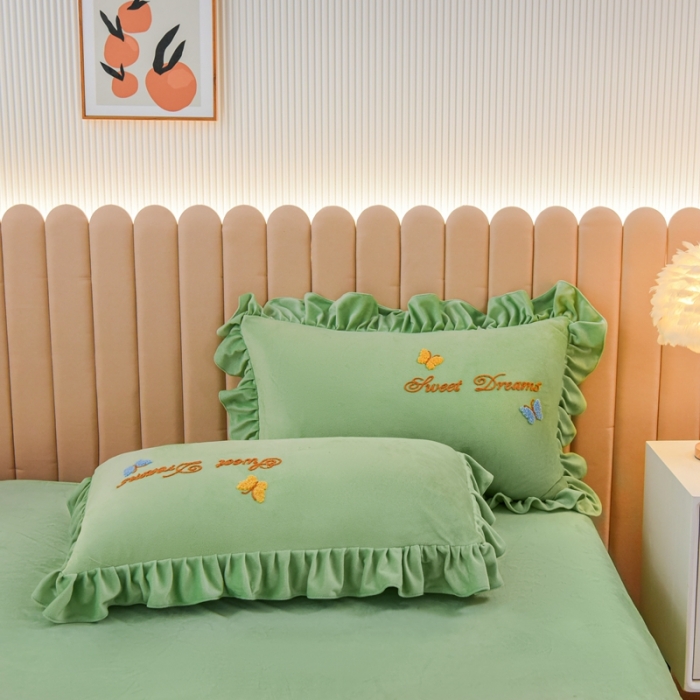 91家纺网 家纺一手货源 找家纺 唐人居 2025新款宝宝绒毛巾绣花边四件套-蒲公英之恋-绿