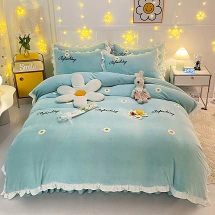 91家纺网 家纺一手货源 找家纺 2023直播爆款高克重牛奶绒公主风花边款四件套太阳花 冰湖蓝