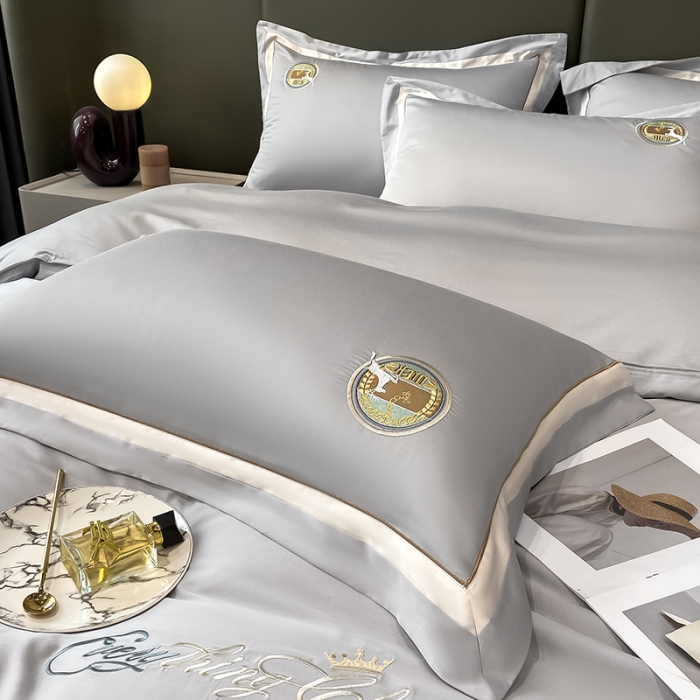 91家纺网 家纺一手货源 找家纺 高大尚 2022新款诺利森系列贡缎绣花长绒棉四件套 诺利森-绅士灰