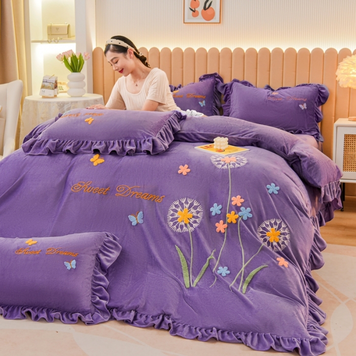 91家纺网 家纺一手货源 找家纺 唐人居2025新款宝宝绒毛巾绣花边四件套-蒲公英之恋 -紫