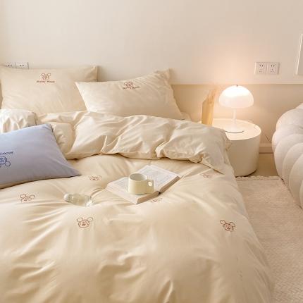 91家纺网 家纺一手货源 找家纺 免费授权迪士尼全棉四件套成人卡通套件刺绣纯棉纯色拼色