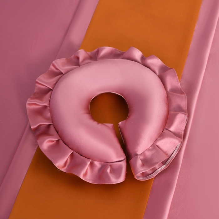 91家纺网 家纺一手货源 找家纺 莉人坊美容床罩批发 2023绸缎角花美容床罩四件套 角花花语红