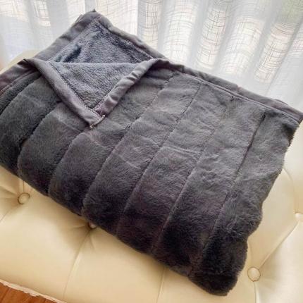91家纺网 家纺一手货源 找家纺 卡奥家纺 仿兔毛双层毛毯A面仿兔毛B面PV绒十条起批 深灰