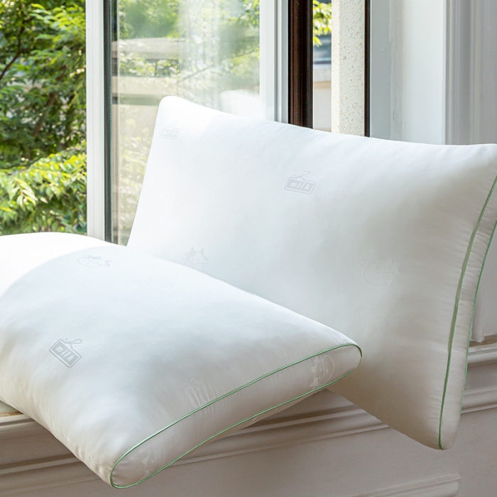 91家纺网 家纺一手货源 找家纺 （总）多点家居 2022新款牛抱抱抗菌枕