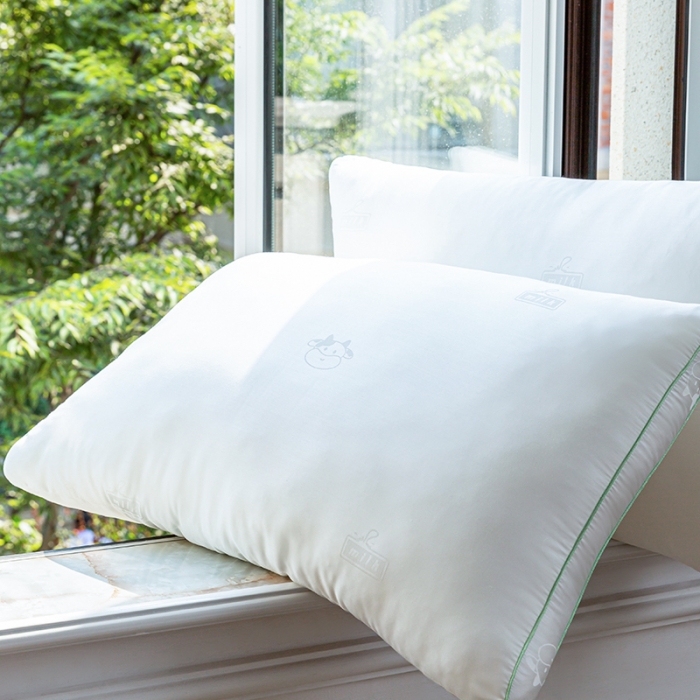 91家纺网 家纺一手货源 找家纺 （总）多点家居 2022新款牛抱抱抗菌枕