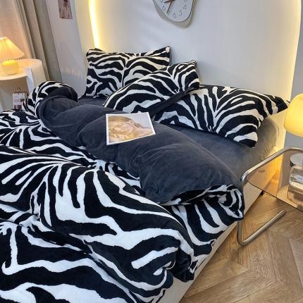 91家纺网 家纺一手货源 找家纺 （总）艾佳 2025新款牛奶绒金典黑白四件套 风格一