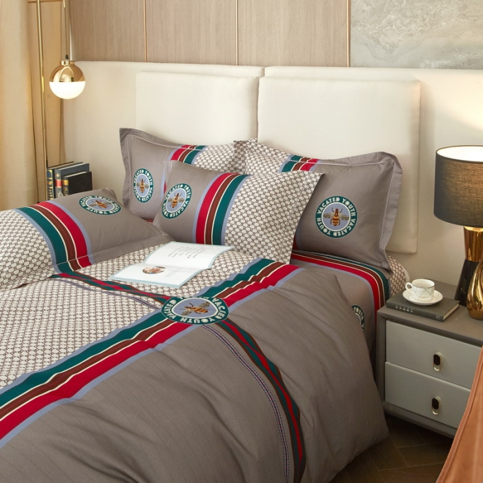 91家纺网 家纺一手货源 找家纺 金纱玉纺2022新款全棉生态大版磨毛四件套时光偶遇-咖