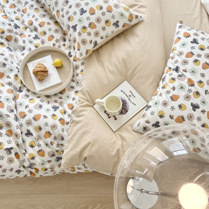 91家纺网 家纺一手货源 找家纺 梦家居 2022新款小清新系列全棉四件套 草莓物语