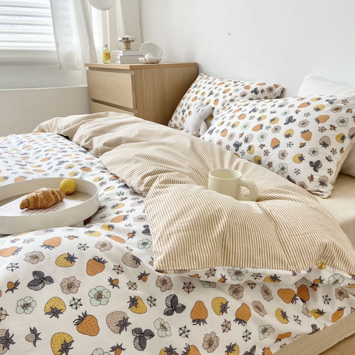 91家纺网 家纺一手货源 找家纺 梦家居 2022新款小清新系列全棉四件套 草莓物语