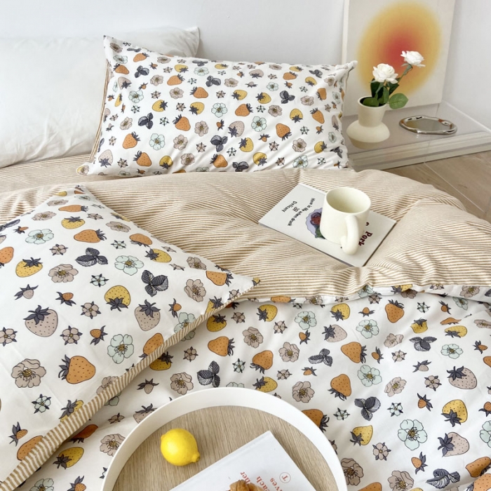 91家纺网 家纺一手货源 找家纺 梦家居 2022新款小清新系列全棉四件套 草莓物语