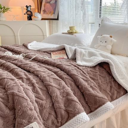 91家纺网 家纺一手货源 找家纺 （总）安哆啦2022新款塔芙绒提花剪花羊羔绒双面复合毛毯毯子