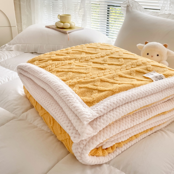 91家纺网 家纺一手货源 找家纺 安哆啦 2022新款塔芙绒提花剪花羊羔绒双面复合毛毯毯子 生姜黄