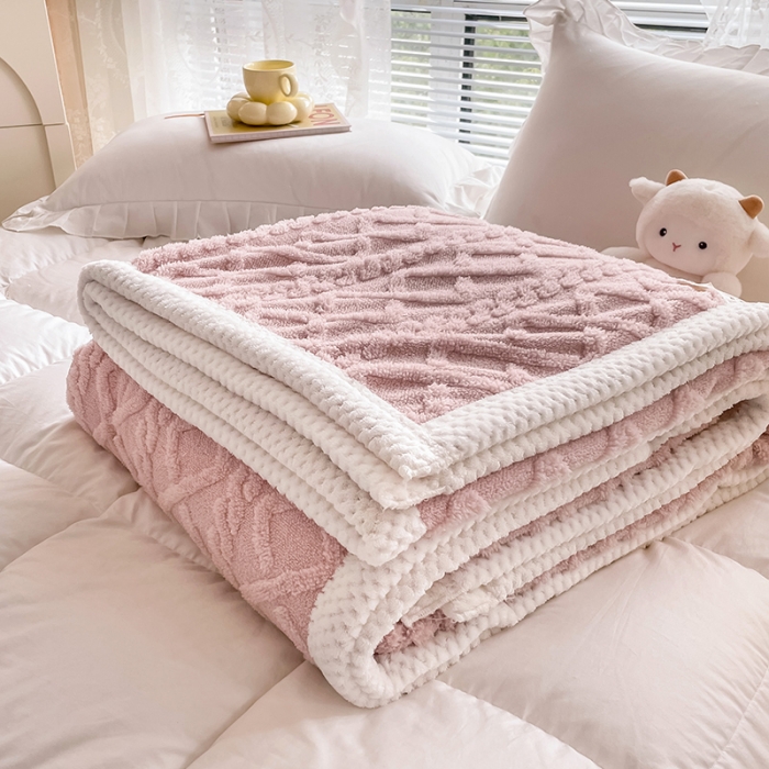 91家纺网 家纺一手货源 找家纺 安哆啦 2022新款塔芙绒提花剪花羊羔绒双面复合毛毯毯子 玉粉色