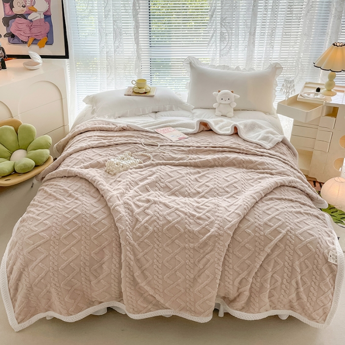 91家纺网 家纺一手货源 找家纺 安哆啦 2022新款塔芙绒提花剪花羊羔绒双面复合毛毯毯子 卡其