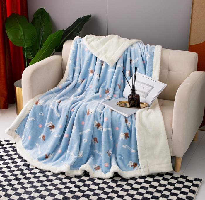 91家纺网 家纺一手货源 找家纺 来菲毛毯2025新款北极绒复合毯加收双层羊羔绒印花毯子爱丽丝