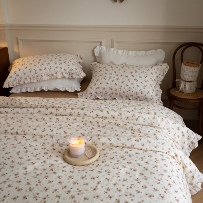 91家纺网 家纺一手货源 找家纺 淑女公社家纺2022新款纯棉双层纱花边款四件套 法兰西玫瑰