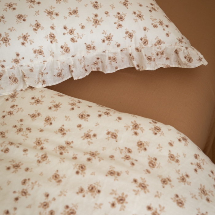 91家纺网 家纺一手货源 找家纺 淑女公社家纺2022新款纯棉双层纱花边款四件套 法兰西玫瑰