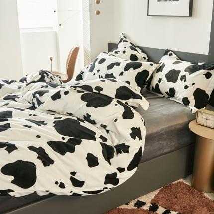 91家纺网 家纺一手货源 找家纺 （总）艾佳2025新款牛奶绒金典黑白四件套-风格4