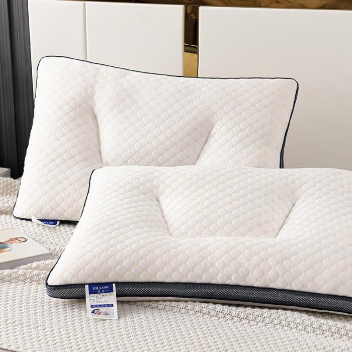 91家纺网 家纺一手货源 找家纺 2022新款水立方蓝网针织棉分区护颈枕芯