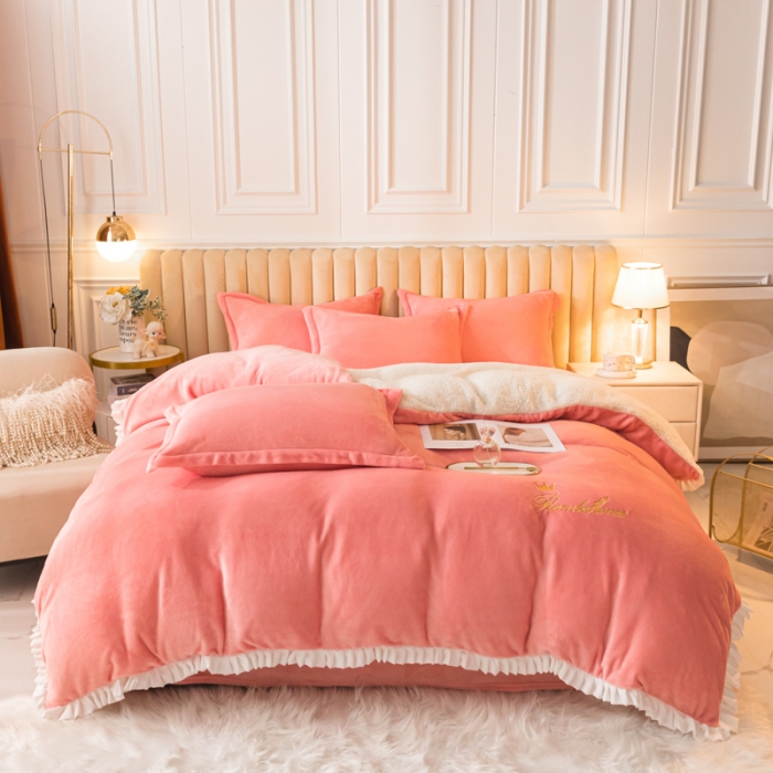 91家纺网 家纺一手货源 找家纺 简爱家纺 2025年韩版花边法莱绒羊羔绒四件套-回忆-玉色