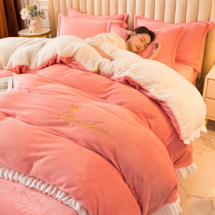 91家纺网 家纺一手货源 找家纺 简爱家纺 2025年韩版花边法莱绒羊羔绒四件套-回忆-玉色