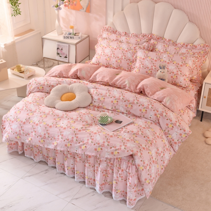 91家纺网 家纺一手货源 找家纺 美达2025全棉蕾丝小花边半夹棉床裙四件套 米菲兔