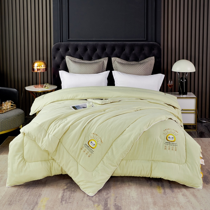 91家纺网 家纺一手货源 找家纺 丽卡家纺  2023新款绵小芙蚕绒棉暖绒子母被 清新绿