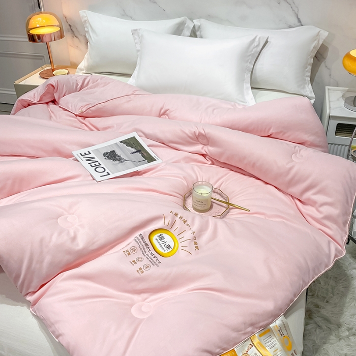 91家纺网 家纺一手货源 找家纺 丽卡家纺 2023新款绵小芙蚕绒棉暖绒被 绵小芙 -粉色
