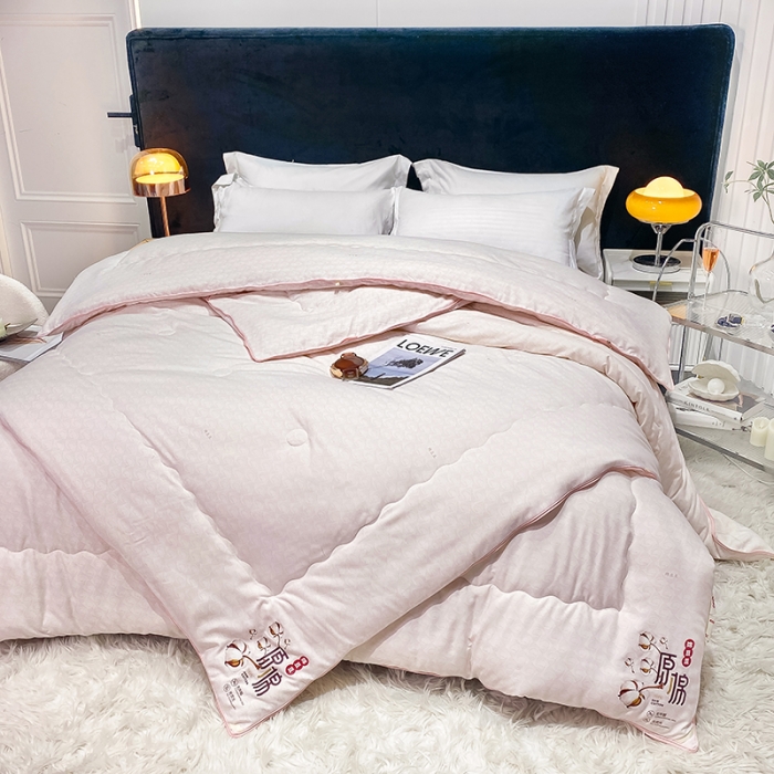 91家纺网 家纺一手货源 找家纺 丽卡家纺 家居馆 2023新款绵豆豆子母被 绵豆豆子母被-粉色